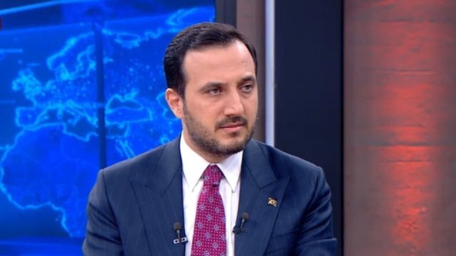 AK Parti Son Ankette Yüzde 35,8 İle Birinci Sıraya Yerleşti
