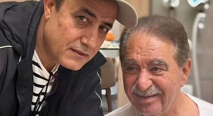 İbrahim Tatlıses Ameliyatın Ardından Balkondan Hayranlarına Göründü