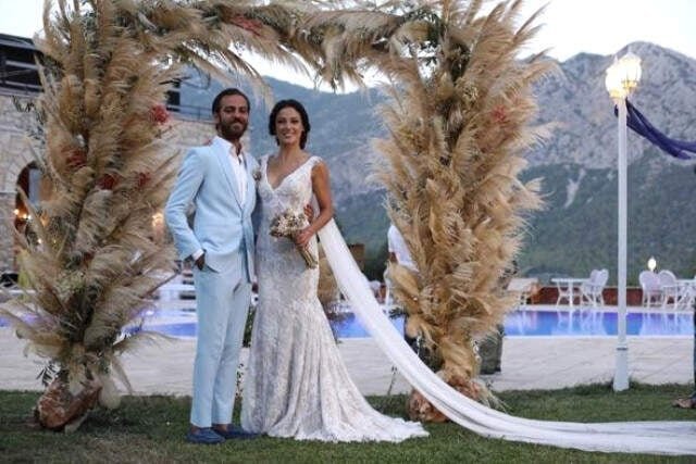 Erkan Kolçak Köstendil Ve Cansu Tosun 8 Yıllık Evliliği Bitirdi