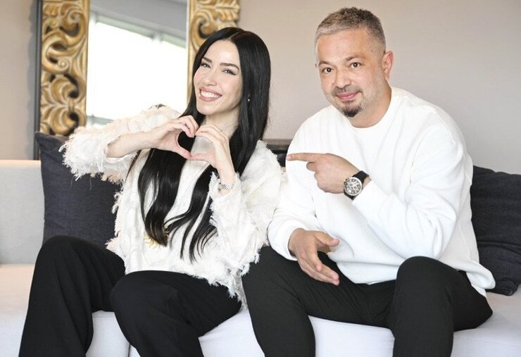 Burcu Güneş Grammy Hayalini Paylaştı Selda Bağcan Gripten Bahsetti Fedon Yanıt Verdi