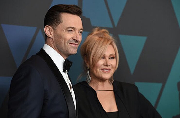 Deborra Lee Furness Sutton Foster İle Yüzleşmeye Hazırlanıyor