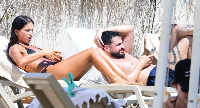 Ekin Mert Daymaz Bodrum Tatilini Yeni Tanıştığı Kadınla Geçirdi