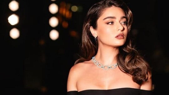 Ayça Ayşin Turan, uzun aranın ardından Show TV'nin yeni yaz dizisi "Muhtemel...