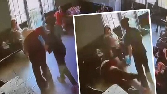 Beylikdüzü'ndeki Özel Huzur Vadisi Bakım Merkezi'nde personelin yaşlı ve engelli...
