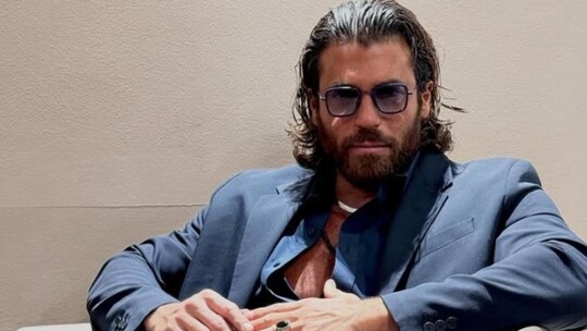 Can Yaman, Madrid'den paylaştığı bronz tenli fotoğraflarla gündem oldu. "Hindistanlı...