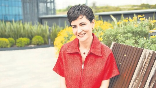 ATV'nin A.B.İ. dizisinde Mahinur'u canlandıran Esra Şengünalp, role hazırlık...