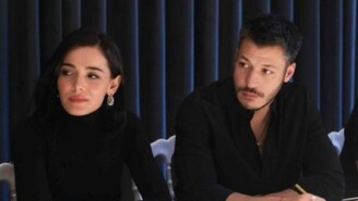 Kubilay Aka Ve Hafsanur Sancaktutan Mercan Köşkü Setinde Buluştu