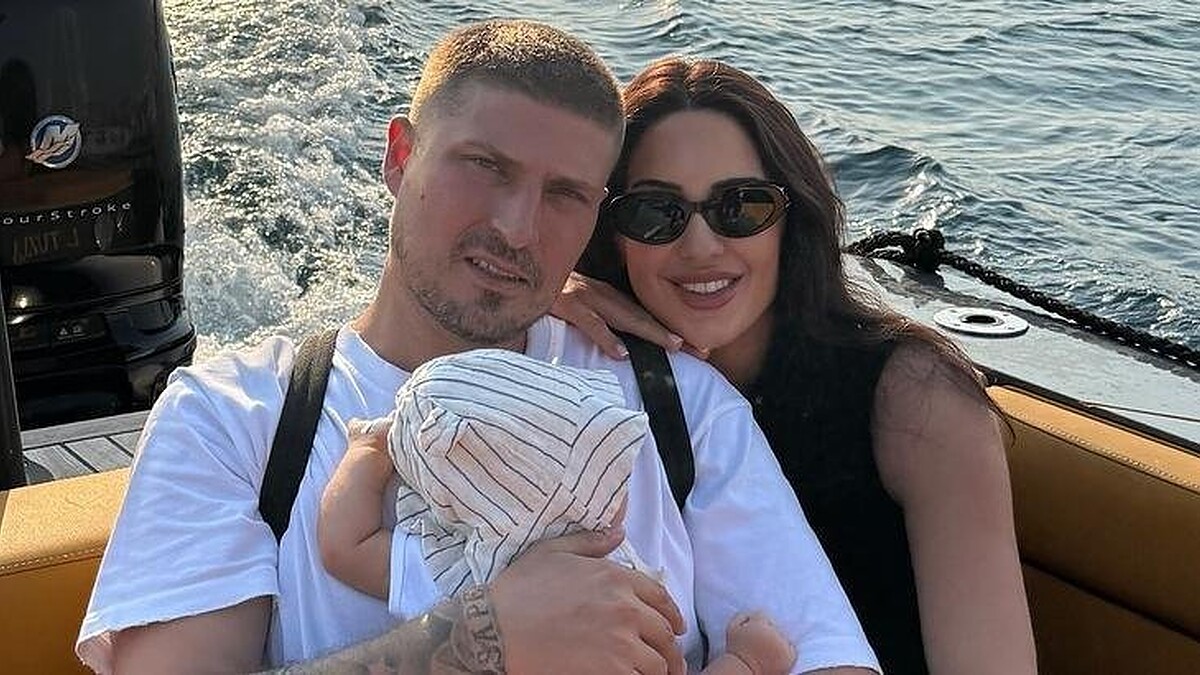 Sahra Işık 11 Aylık Bebeğiyle Birlikte Boşandığını Açıkladı