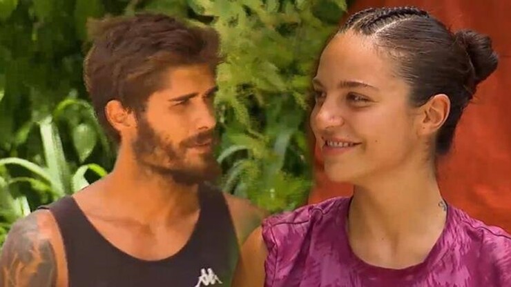 Survivor 2026'da Barış Murat Yağcı, ödül oyununda Yunan yarışmacı Ariadni'ye...