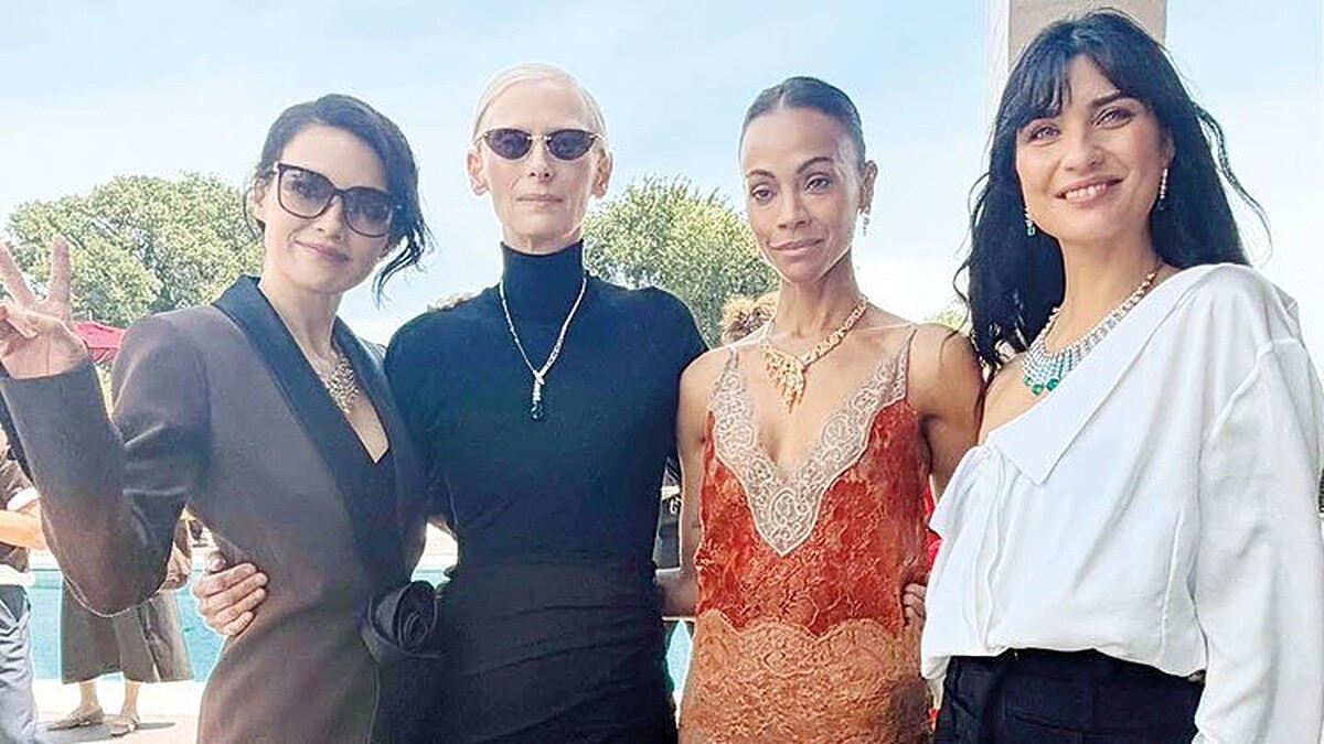 Tuba Büyüküstün Cannes'da Zoe Saldana Ve Tilda Swinton İle Buluştu