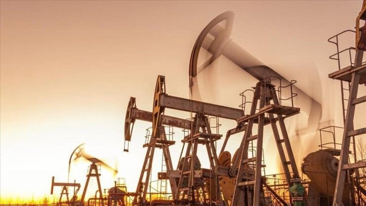 Orta Doğu Gerilimi Petrolü Yükseltti Altını Düşürdü