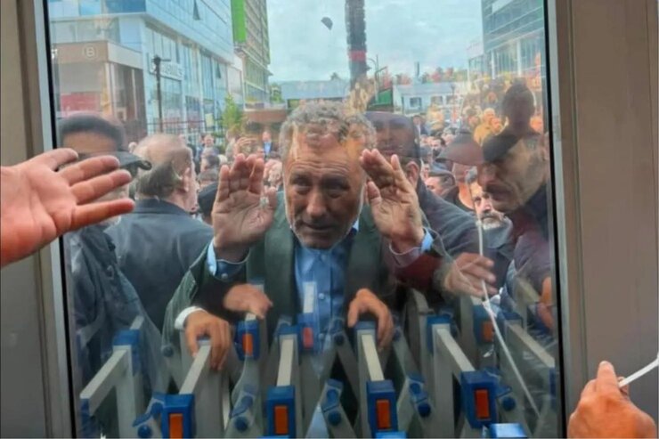 Halkevleri CHP Milletvekili Orhan Sarıbal'ı İhraç Etti