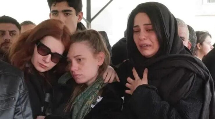 Ela Altınay Kardeşi İbrahim Yıldız İçin Özlemini Paylaştı