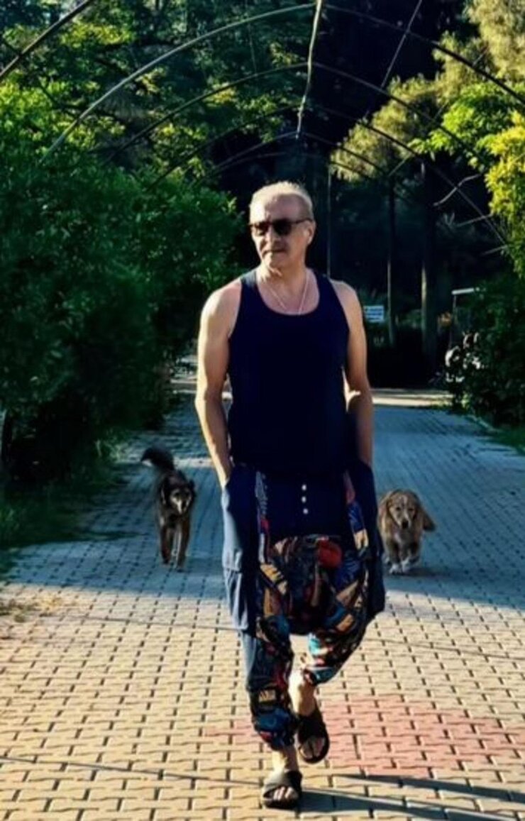 Yılmaz Erdoğan Köyceğiz Çiftliğindeki Yaşamını Paylaştı