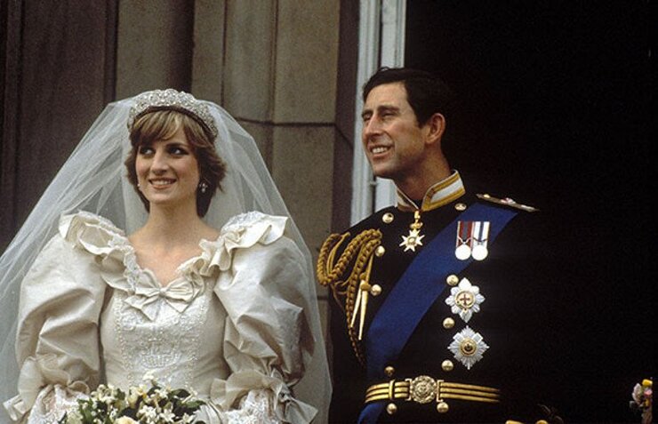 Spencer Tacı Kraliyet Ailesine Geçmedi Diana'nın Mirası Aile Mülkiyetinde Kaldı