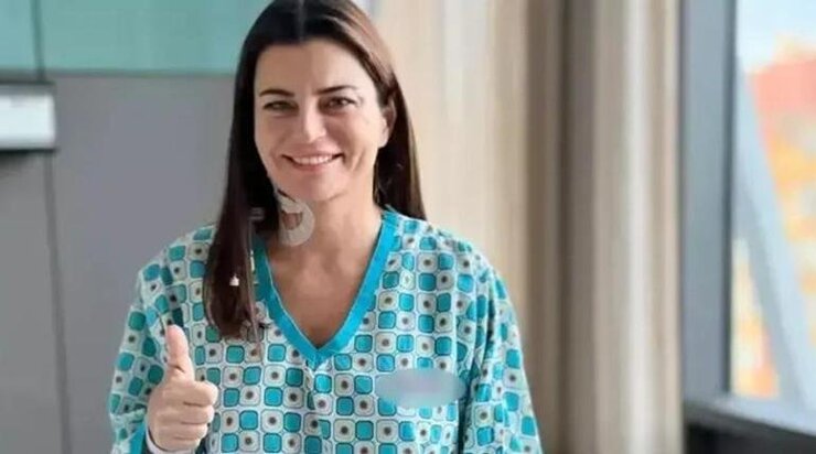Ece Vahapoğlu Rektum Kanseri Tedavisini Tamamladı
