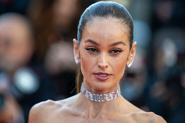 Izabel Goulart Cannes'da Estetik Sonrası Tanınamadı