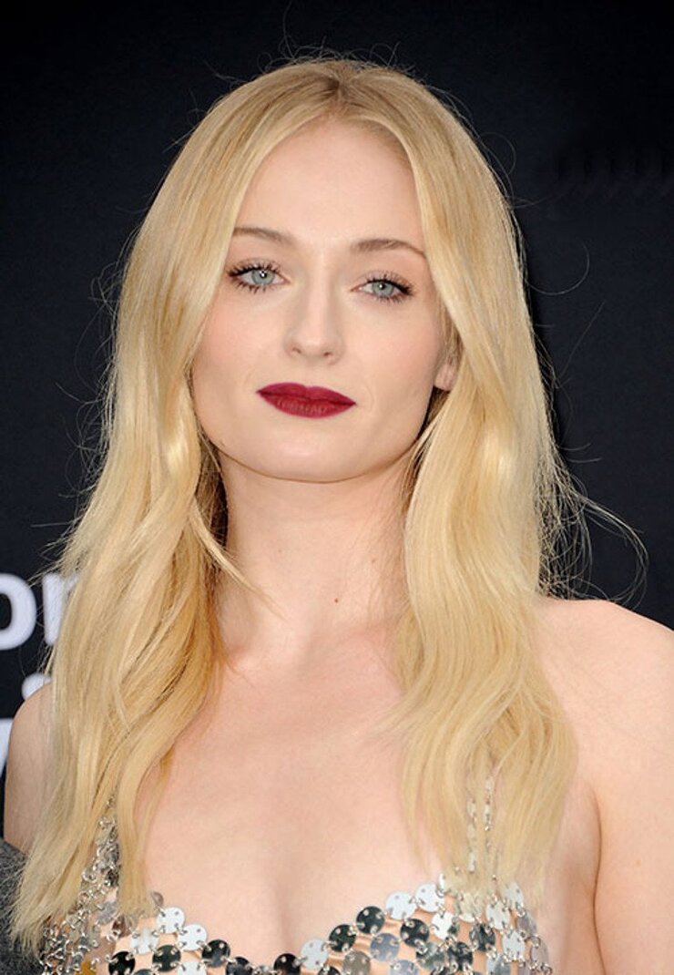 Kit Harington Ve Sophie Turner Yıllar Sonra Ortak Filmde Buluştu