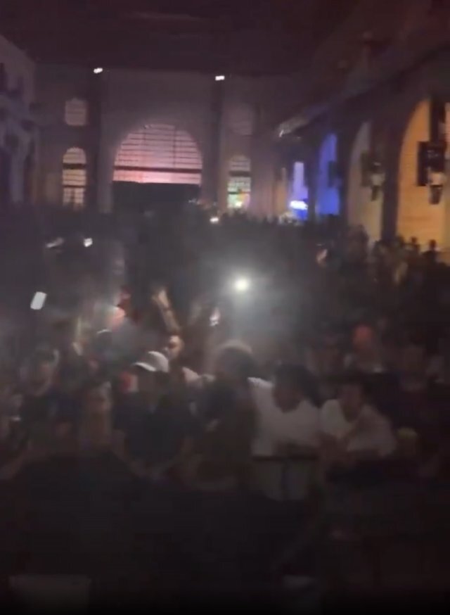 Travis Scott İstanbul Konserinde 20 Dakika Sahne Alıp Yuhalandı