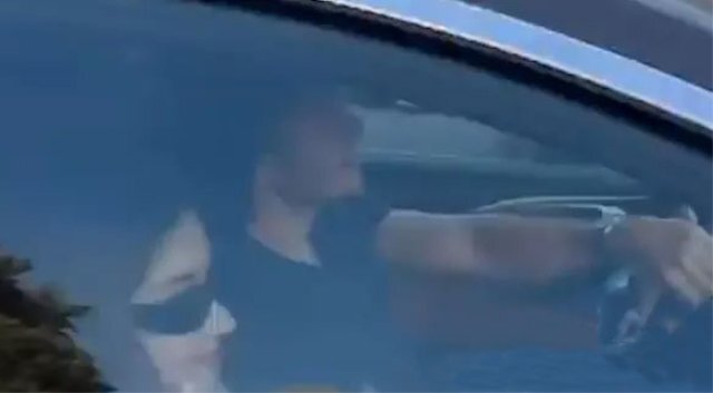 Afra Saraçoğlu Ve Sevgilisi Bebek'te Birlikte Görüntülendi