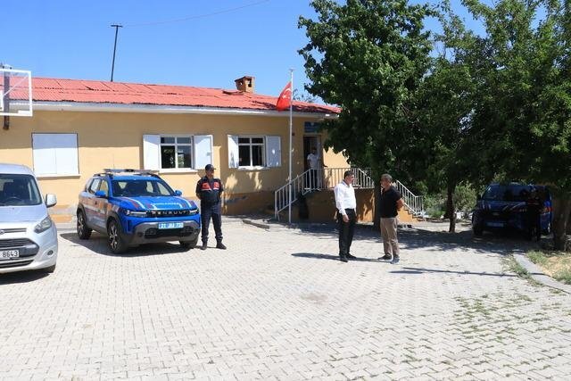Narin Güran'ın Köyünde Tek Adaylı Ara Seçim Yapıldı