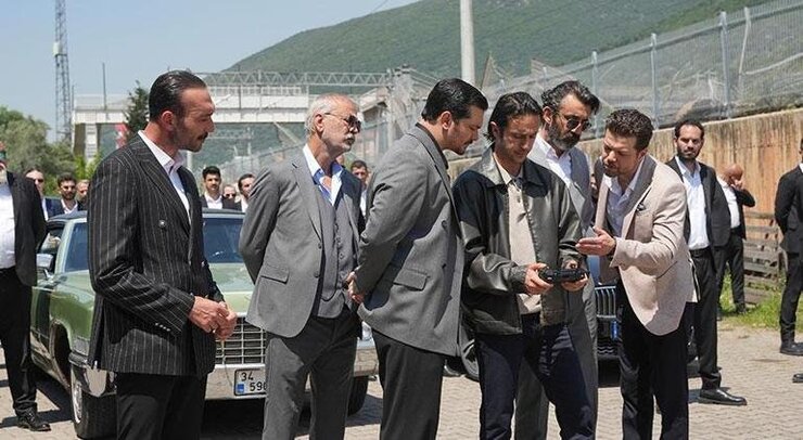 Eşref Komaya Girdi Nisan İse Bebeğinin Kaçırıldığını Öğrendi