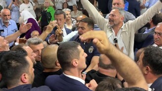 Akçakoca Meclisi Başkan Vekilini Seçti Salonda Arbede Yaşandı