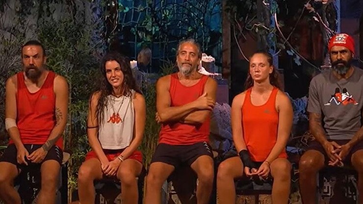 Survivor 2026'da Mert Nobre son 6'ya kalan ilk isim oldu; Mavi Takım dokunulmazlığı...