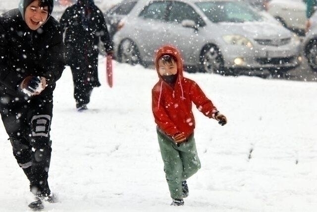 Hafta Sonu İstanbul'a Yoğun Kar Yağışı Geliyor! Meteoroloji'den Uyarı...