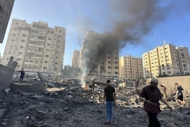 İsrail, Suriye'yi Vurdu! Şam'da Hava Saldırısı Düzenledi...