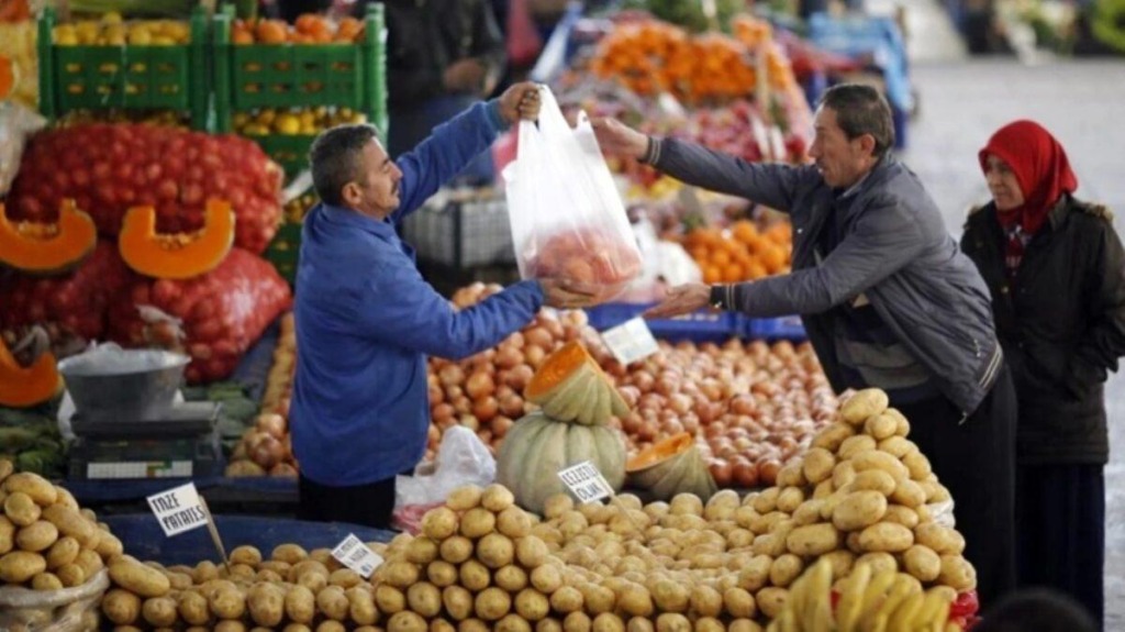 Tüik Kasım Ayı Enflasyon Rakamlarını Açıkladı: Yıllık Enflasyon Yüzde 61,98'A Ulaştı