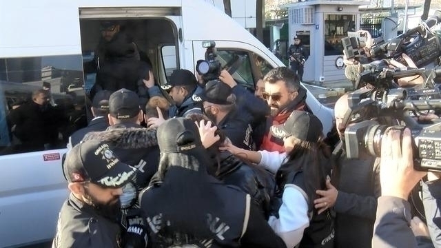 Ece Ronay'ın Eski Eşi Mehmet Bilir'in İşyerlerine Silahlı Saldırı: 6 Kişi Gözaltına Alındı