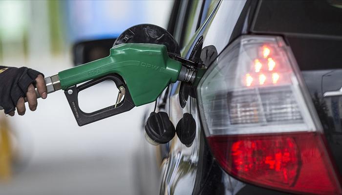 Benzine Zam: Akaryakıt Yakıt Fiyatları Yükselecek!