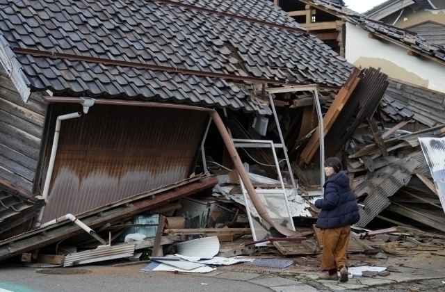 Japonya'da Meydana Gelen Depremde Ölü Sayısı 64'E Ulaştı