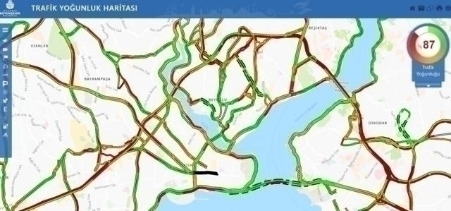 İstanbul'da Trafik Durma Noktasına Geldi! Yoğunluk Yüzde 87