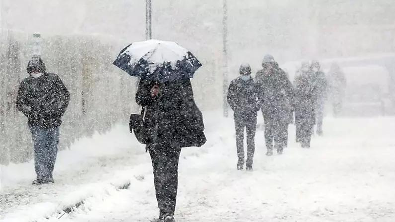 İstanbul'a Kar Yağışı Geliyor! Meteoroloji'den 22 Ocak Uyarısı