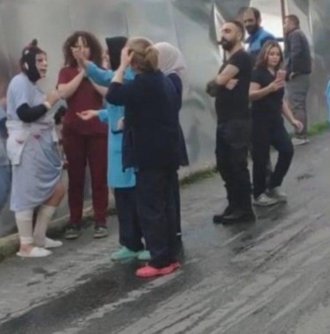 İstanbul'da Estetik Ameliyatını Yaptırıp Kaçmaya Çalışan Kadın, Çalışanlara Saldırdı