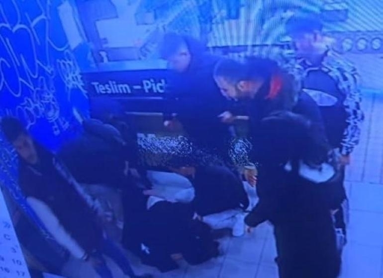 İstanbul Güngören'de Restoranda Müzisyene Saldırı: Hayatını Kaybetti
