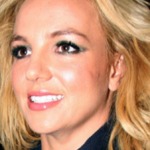 Britney Spears Ailesini Özlediğini Duyurdu